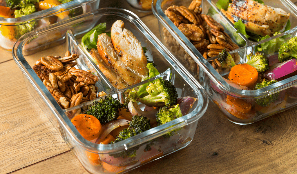 meals in glass containers