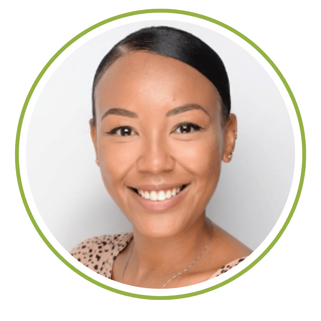 Nadine Davis headshot