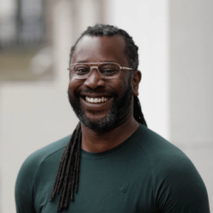 dr ahmar ferguson headhsot